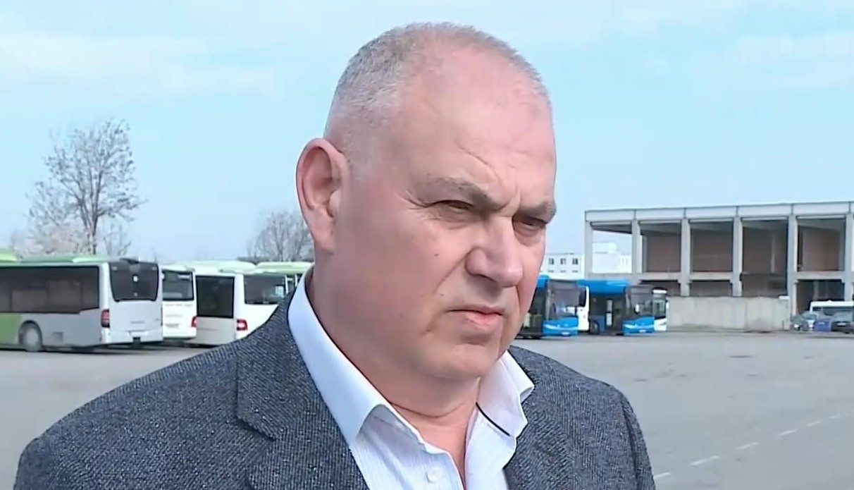 Билетът Пловдив-София поскъпва с 25%, градският транспорт остава 50 евроцента