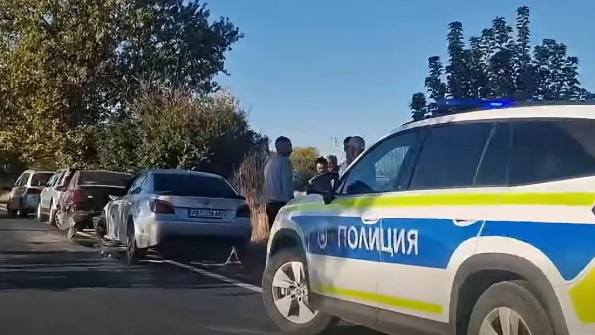 Катастрофа с 4 коли на пътя Пловдив-Карлово, има полиция